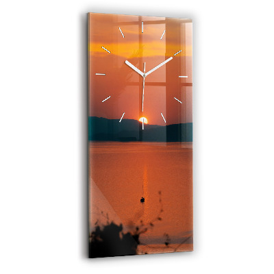Horloge rectangulaire verticale Lac Balaton le soir