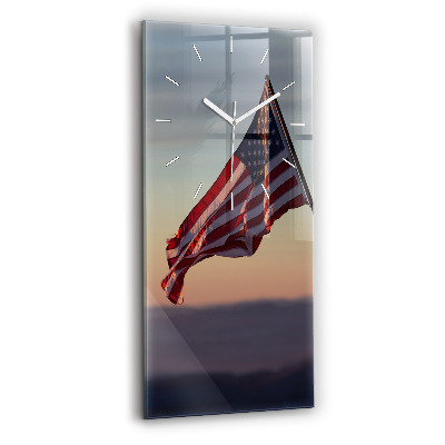 Horloge verticale en verre Le drapeau américain flottant
