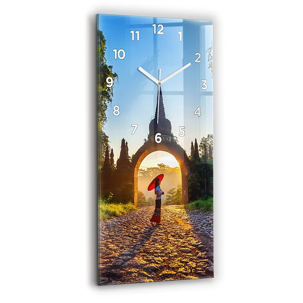 Horloge murale verticale Parc de Surat Thani en Thaïlande