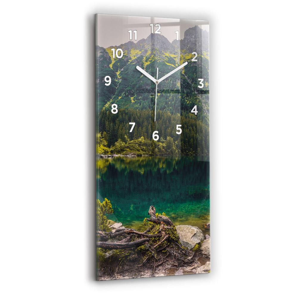 Horloge rectangulaire verticale Morskie Oko dans les Tatras