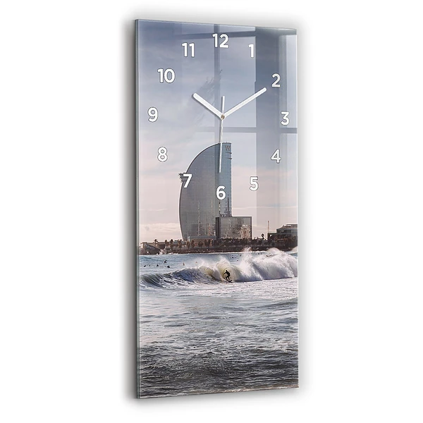 Horloge rectangulaire verticale Surfeur de Barcelone
