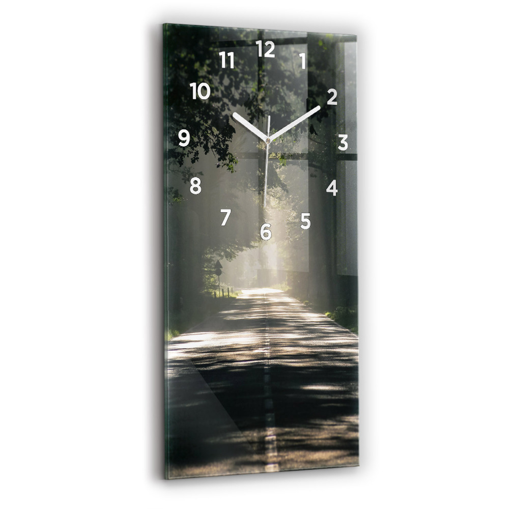 Horloge verticale en verre Route forestière et traînées de soleil