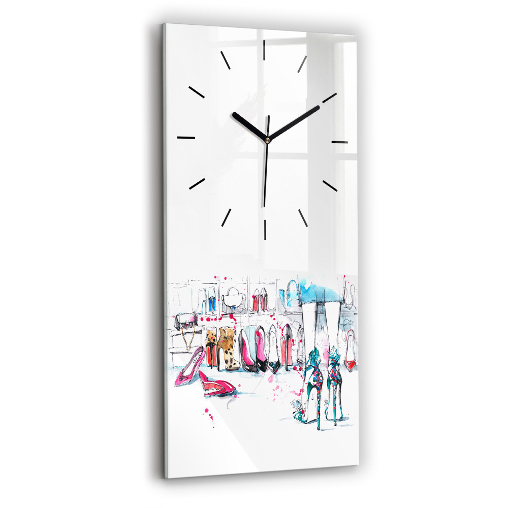 Horloge verticale en verre Élément de féminité