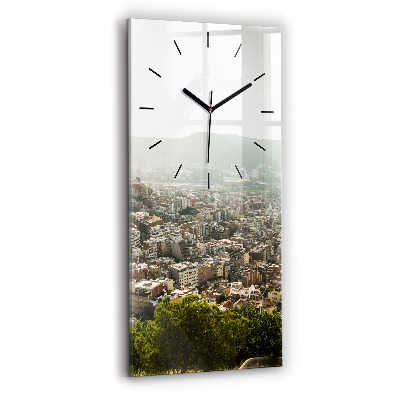 Horloge murale verticale Vue de Montjuic à Barcelone