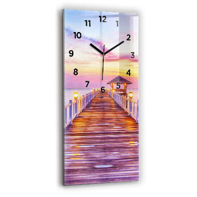 Horloge verticale en verre Pont dans le port le soir