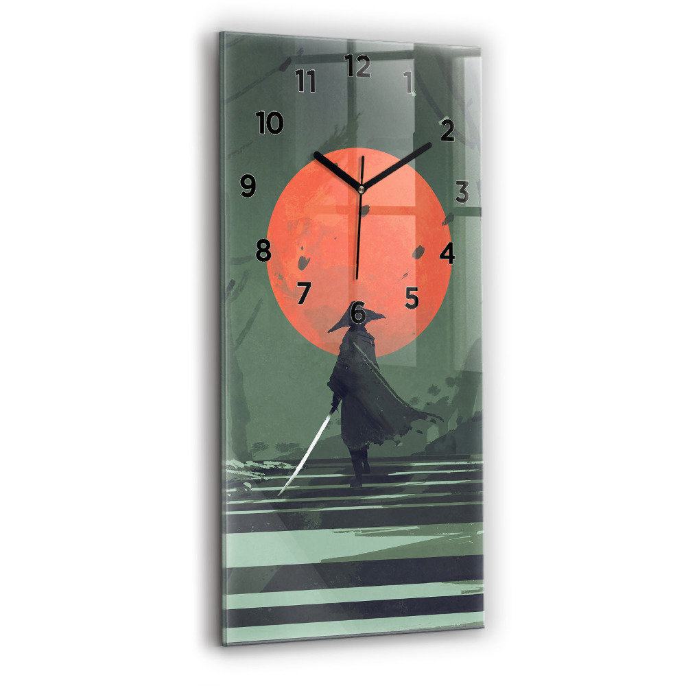 Horloge verticale en verre Samouraï dans la forêt