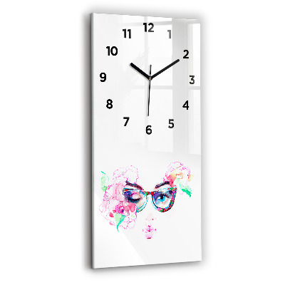 Horloge murale en verre rectangulaire Femme avec des lunettes
