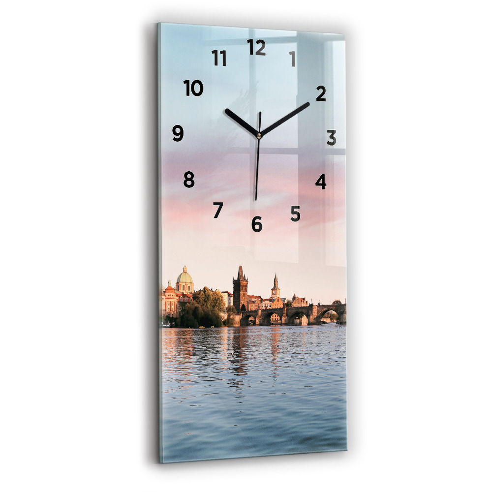 Horloge rectangulaire verticale Pont Charles à Prague