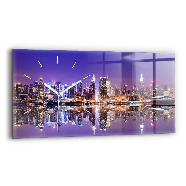 Horloge rectangulaire horizontale New York la nuit