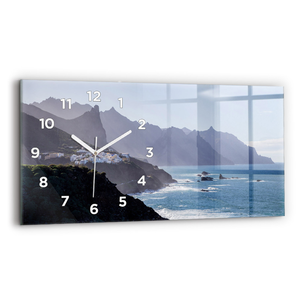Horloge horizontale en verre Montagnes au bord de l'océan