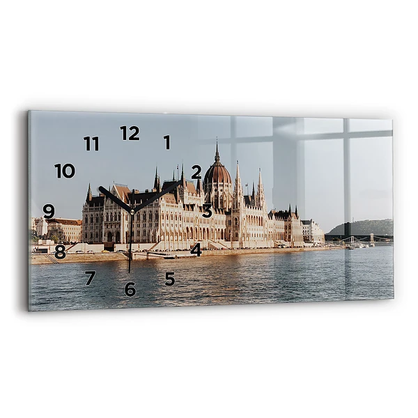 Horloge horizontale en verre Parlement à Budapest