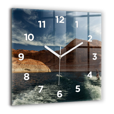 Horloge murale carrée 60x60 cm Personne sur des skis nautiques