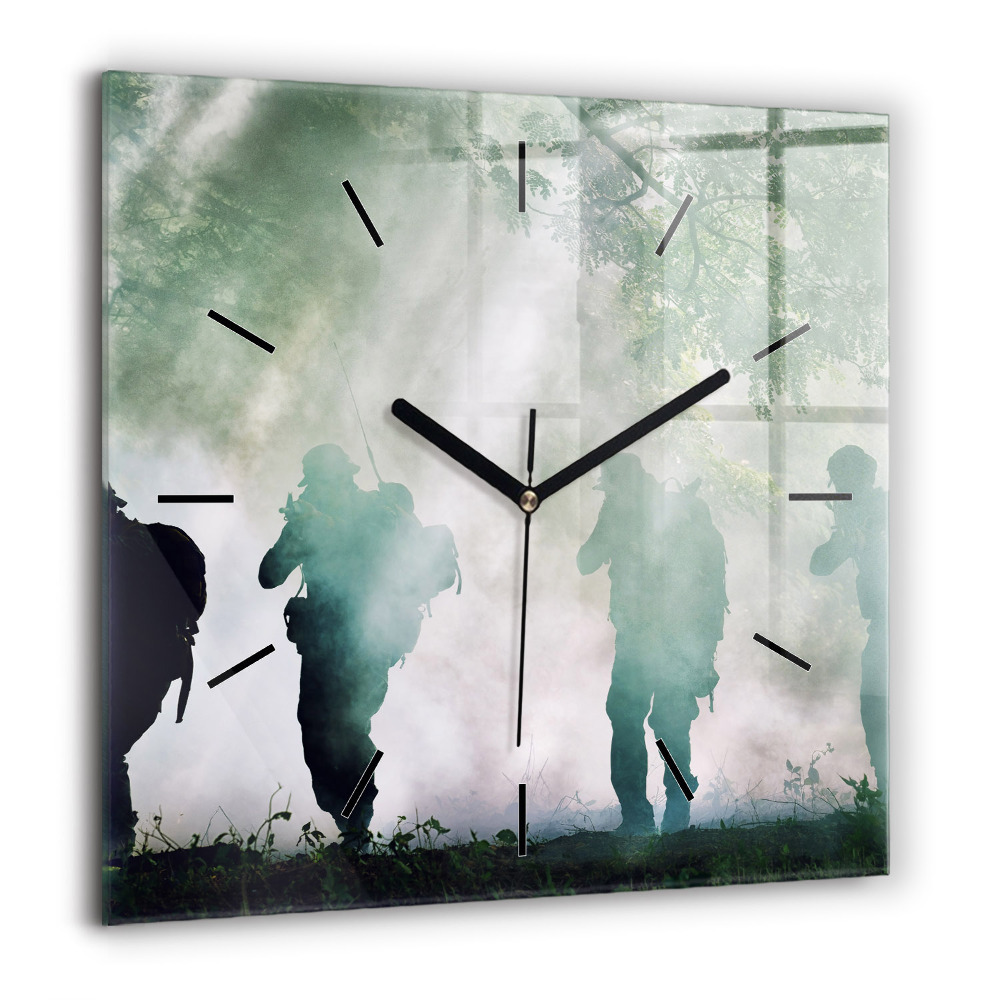 Horloge murale carrée 60x60 cm Soldats dans la forêt