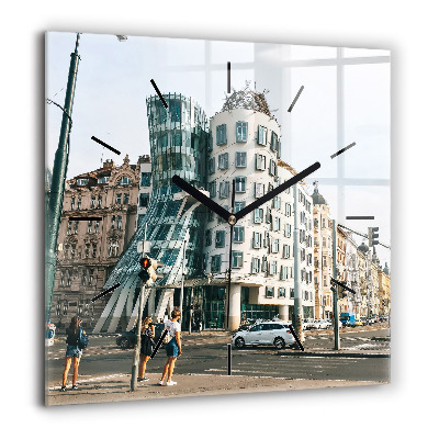 Horloge carrée en verre 60x60 cm Maison dansante à Prague