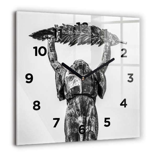 Horloge murale carrée 60x60 cm Statue de la Liberté à Budapest