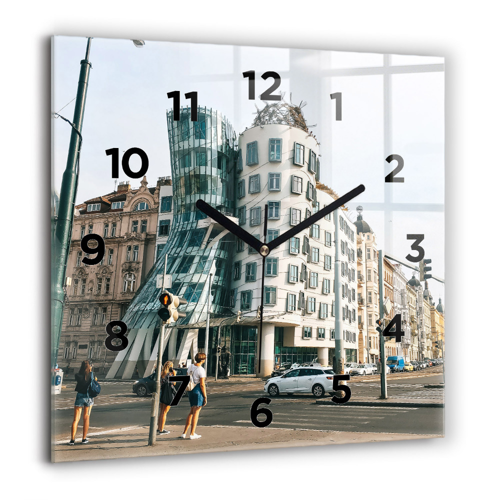 Horloge carrée en verre 60x60 cm Maison dansante à Prague