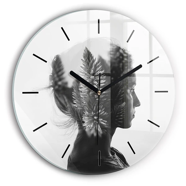 Portrait d'une femme Pendule murale ronde