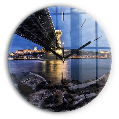 Rivage rocheux sous le pont Horloge ronde
