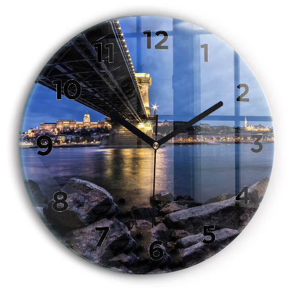 Horloge ronde Rivage rocheux sous le pont