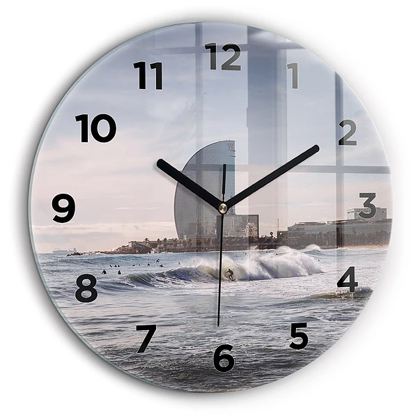 Surfeur de Barcelone Horloge ronde en verre 60 cm